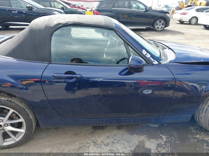 2010 Mazda Mx-5 Miata Touring VIN: JM1NC2EF0A0205664 Lot: 44847024