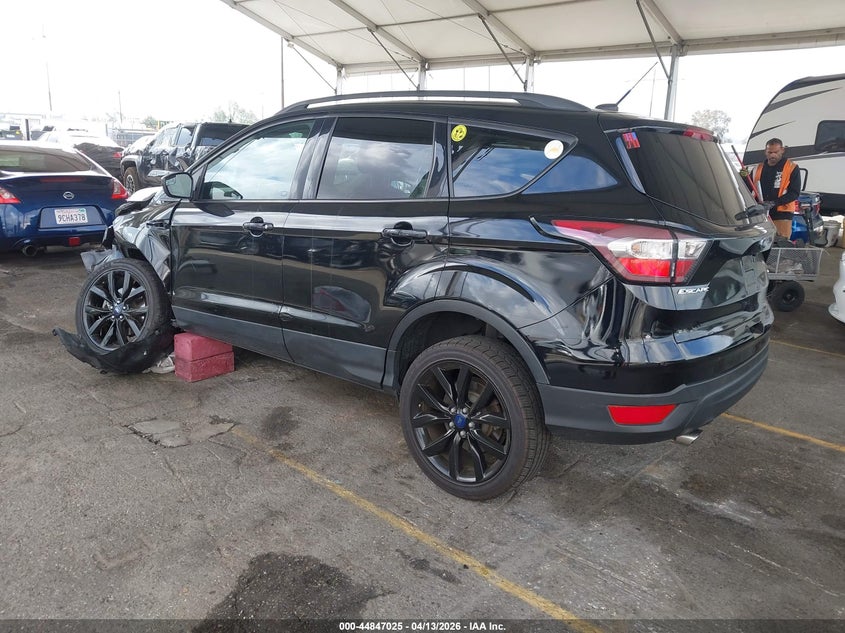 2017 Ford Escape 2.0 Se black Lot 111044847025 Vin 1FMCU0G90HUB91649