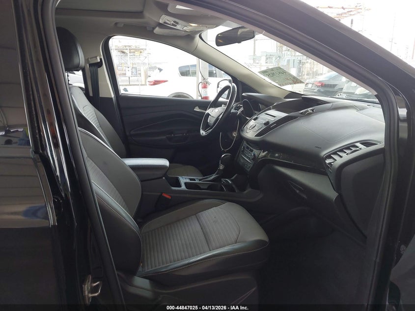 2017 Ford Escape 2.0 Se black Lot 111044847025 Vin 1FMCU0G90HUB91649