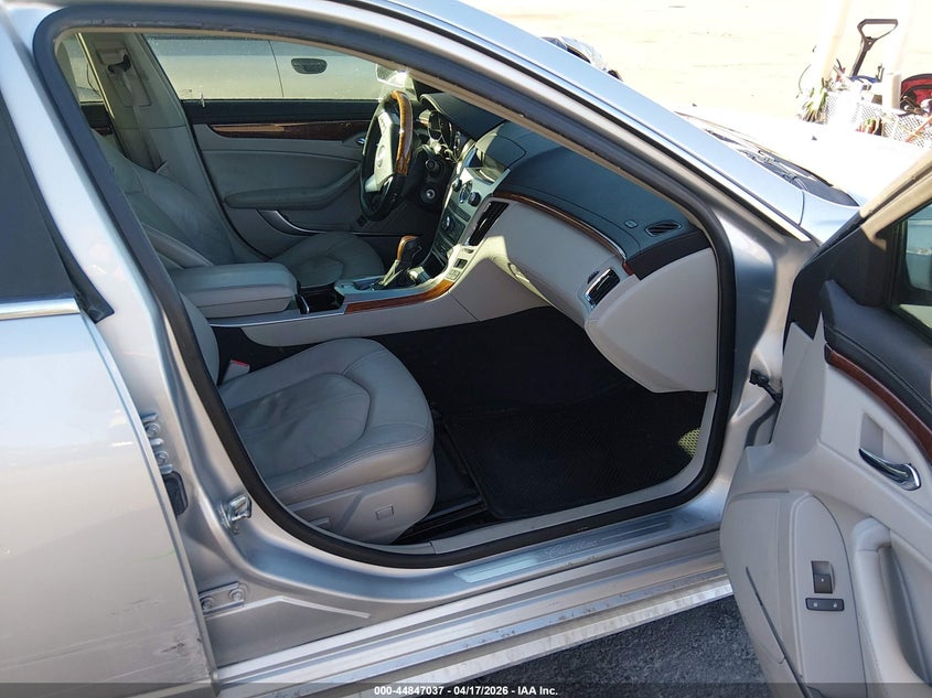 2010 Cadillac Cts Luxury