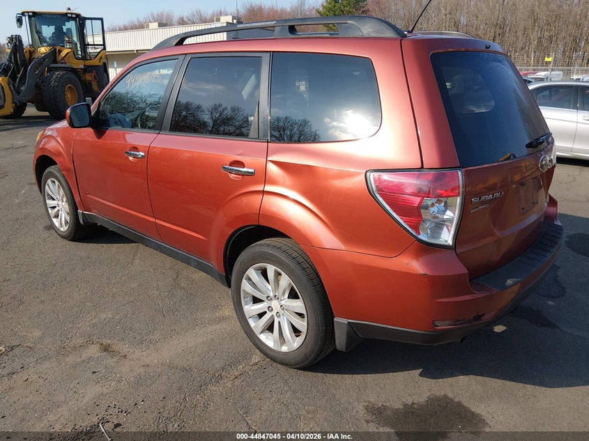 Vin: jf2shbdc0bh747508, lot: 45344353, subaru forester 2.5x premium 20113