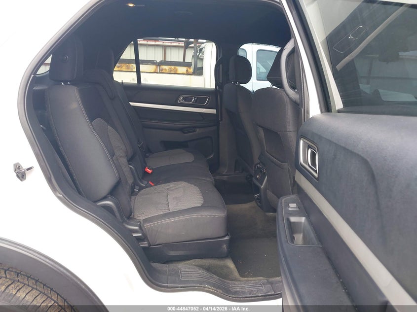2016 Ford Explorer 3.5 Xlt white Lot 111044847052 Vin 1FM5K8D87GGC23356