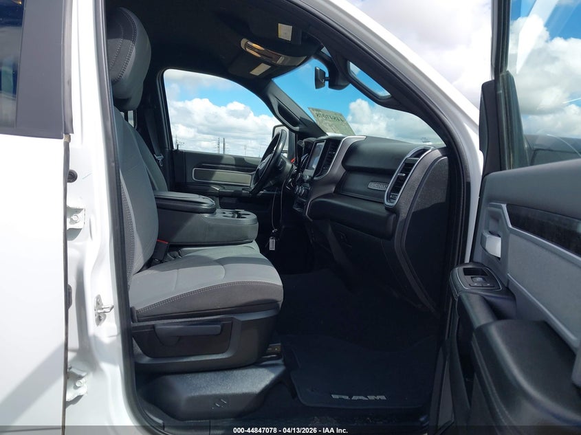 2023 Ram 2500 Big Horn 4X4 6'4 Box