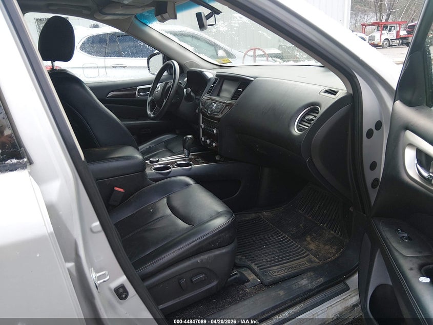 2014 Nissan Pathfinder Sl