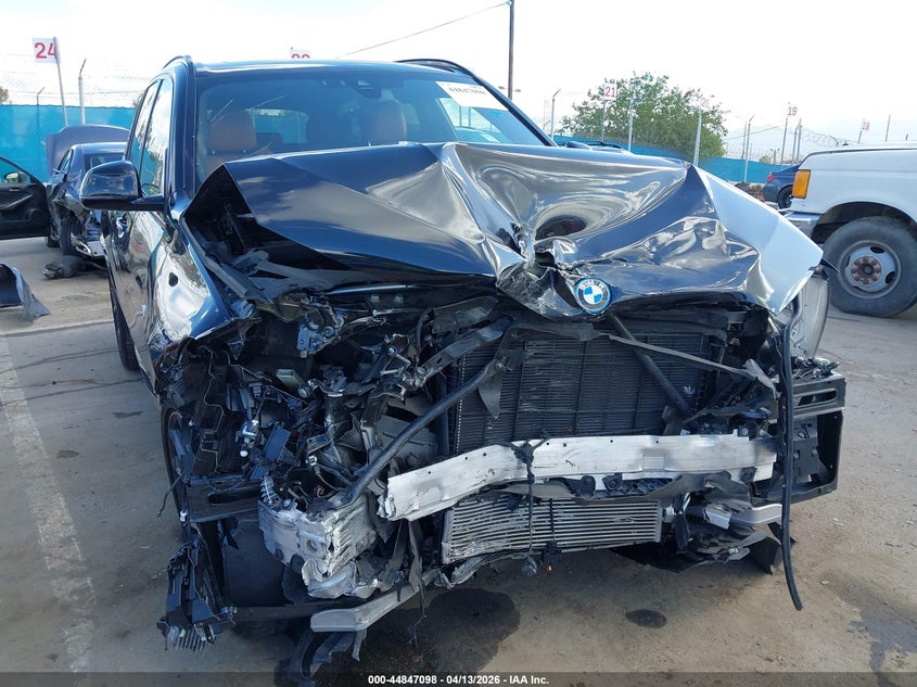 2022 BMW X5 Phev xDrive45E VIN: 5UXTA6C05N9M49653 Lot: 44847098