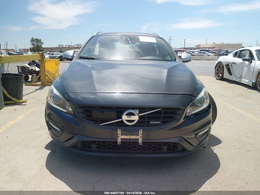 2015 Volvo V60 T6 R-Design VIN: YV1902SG9F1204595 Lot: 44847109