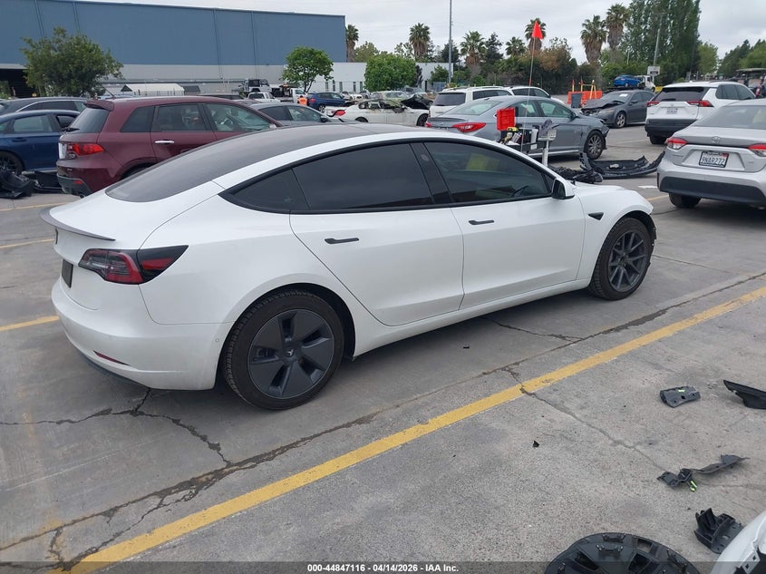 2021 Tesla Model 3 Standard Range Plus Rear-Wheel Drive white Lot 111044847116 Vin 5YJ3E1EA7MF013647