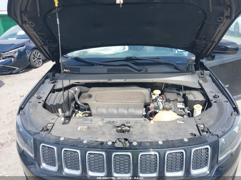 2018 Jeep Compass 2.4 Latitude 4X4 black Lot 111044847130 Vin 3C4NJDBB9JT314341