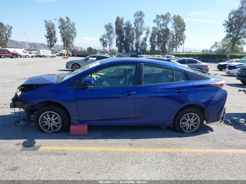 2017 Toyota Prius Two VIN: JTDKBRFU1H3047601 Lot: 44847173