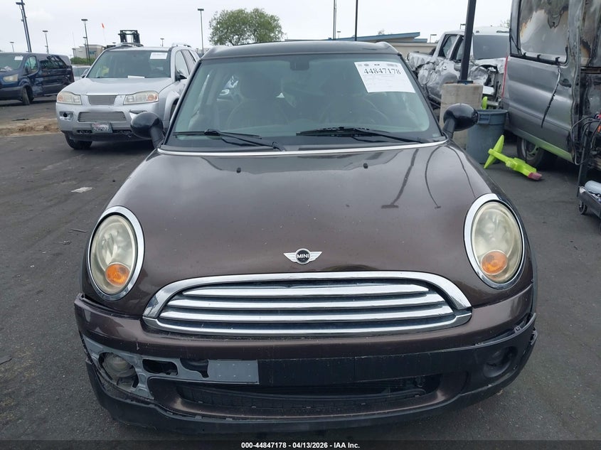 2009 Mini Cooper Clubman VIN: WMWML335X9TX35725 Lot: 44847178