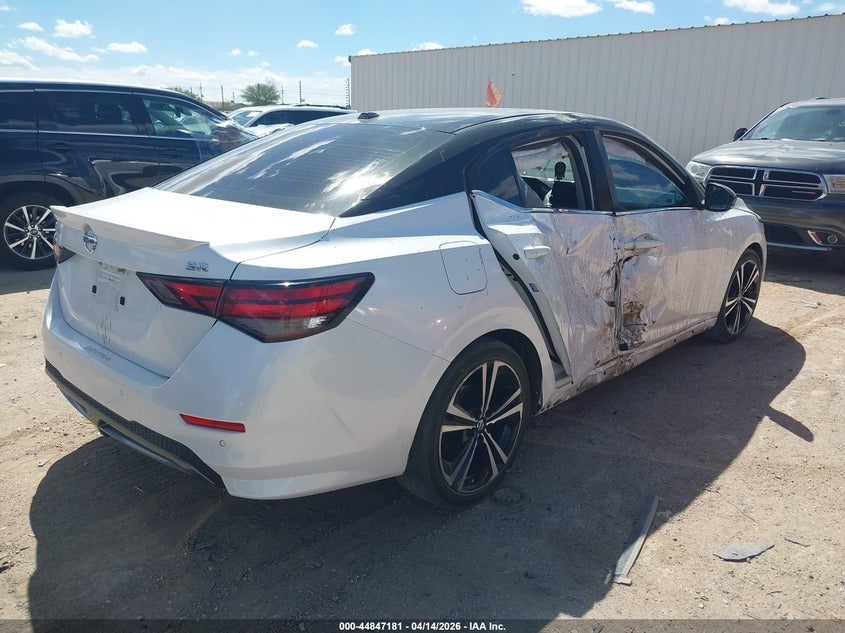 2021 NISSAN SENTRA SR XTRONIC CVT — Фото 4