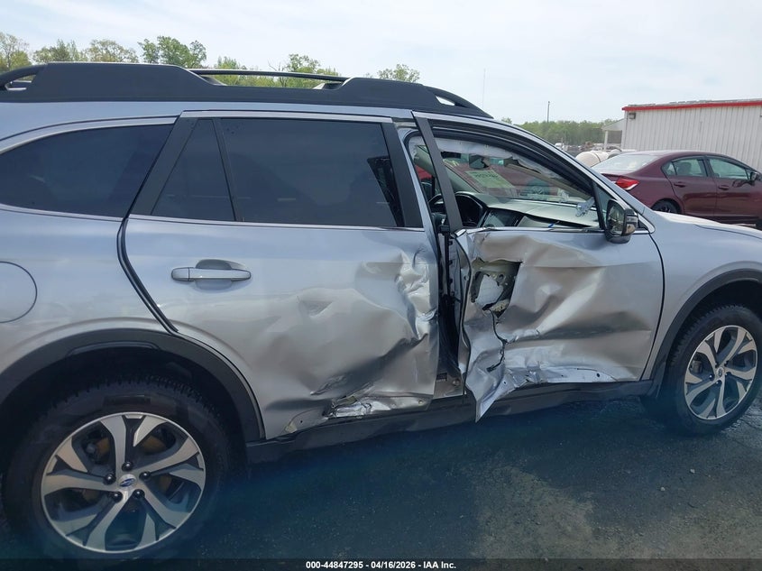 2020 SUBARU OUTBACK auction photo 6
