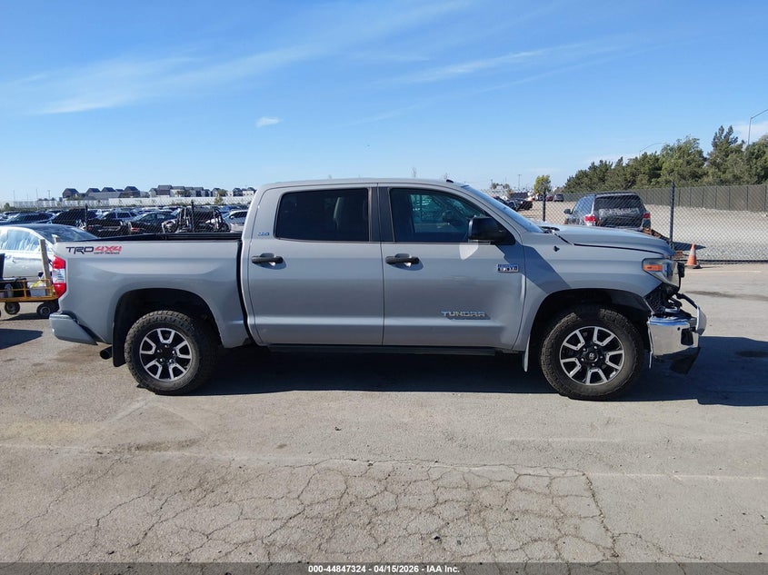 2018 Toyota Tundra Sr5 5.7L V8 VIN: 5TFDY5F18JX699264 Lot: 44847324