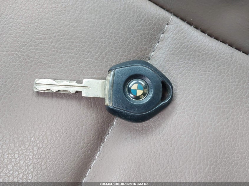 2000 BMW Z3 2.3 VIN: WBACH9340YLF90994 Lot: 44847330