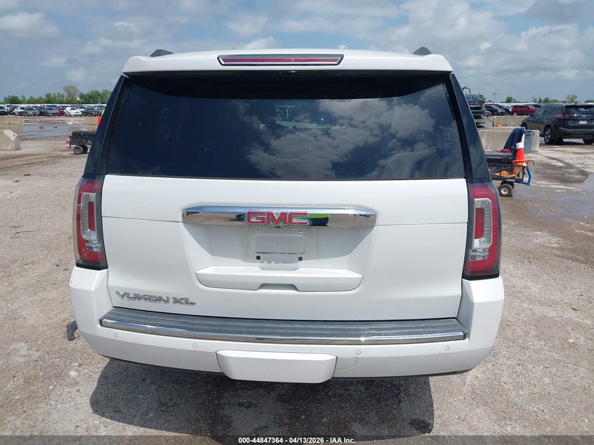 2018 GMC Yukon Xl Denali VIN: 1GKS1HKJ1JR225622 Lot: 44847364