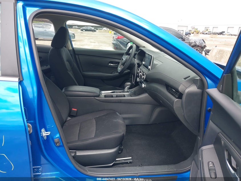 2025 NISSAN SENTRA SV — Photo 5