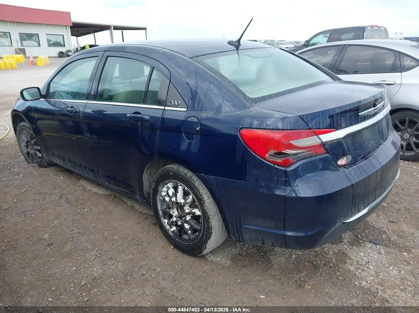 2013 Chrysler 200 Touring