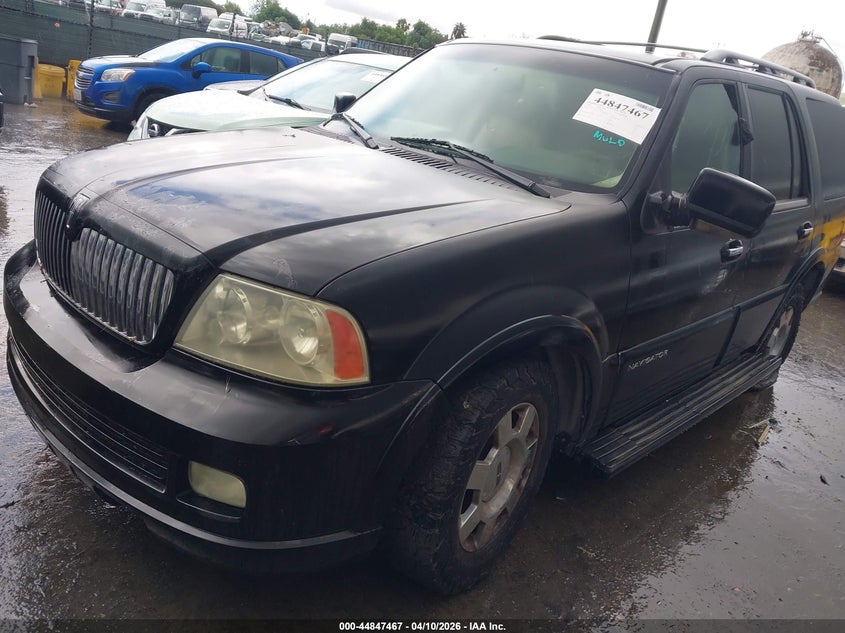 2005 Lincoln Navigator