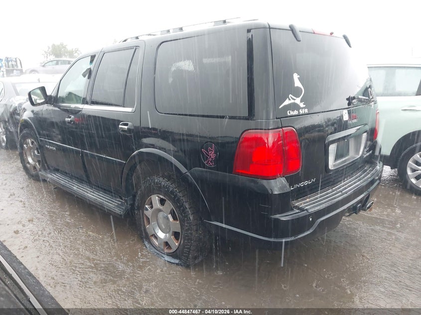2005 Lincoln Navigator
