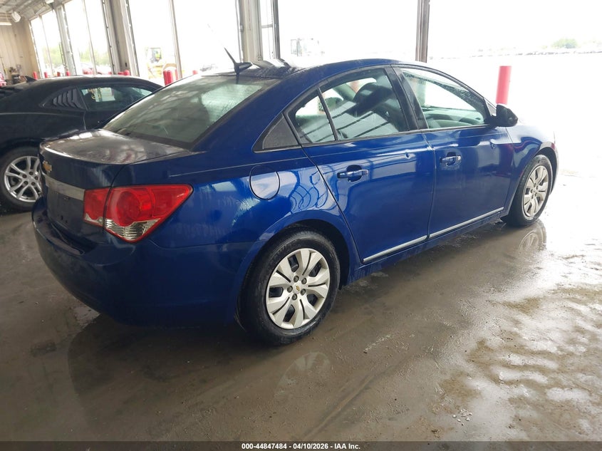 Vin: 1g1pa5sh1d7305766, lot: 45344792, chevrolet cruze ls auto 20134