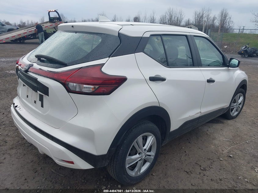2022 Nissan Kicks S Xtronic Cvt