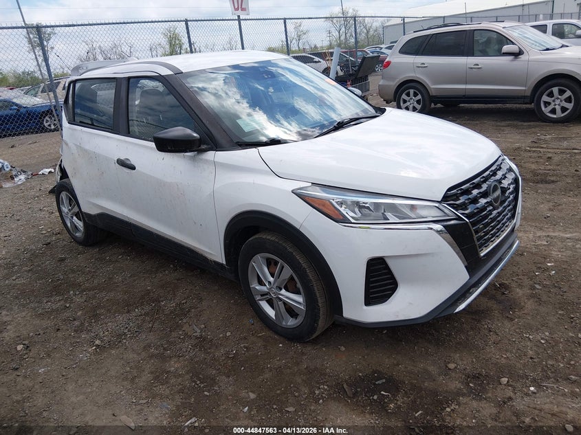 2022 Nissan Kicks S Xtronic Cvt