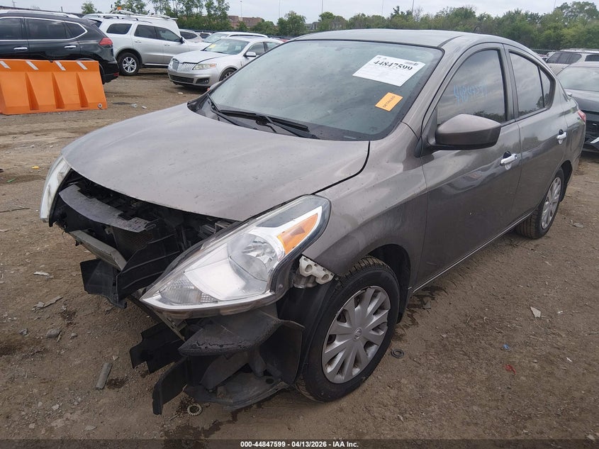 Vin: 3n1cn7ap5fl862566, lot: 45344907, nissan versa 1.6 sv 20152