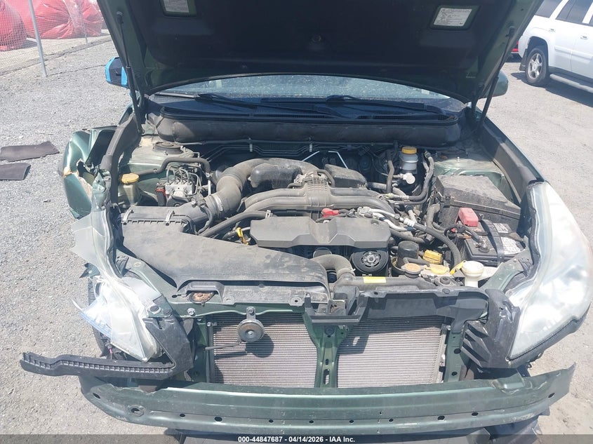 4S4BRBGC2D3300116 2013 Subaru Outback 2.5 2.5I Premium green