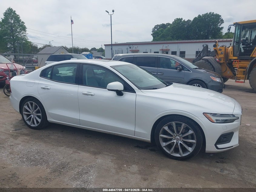 2019 Volvo S60 T5 Momentum VIN: 7JR102FK4KG014861 Lot: 44847709
