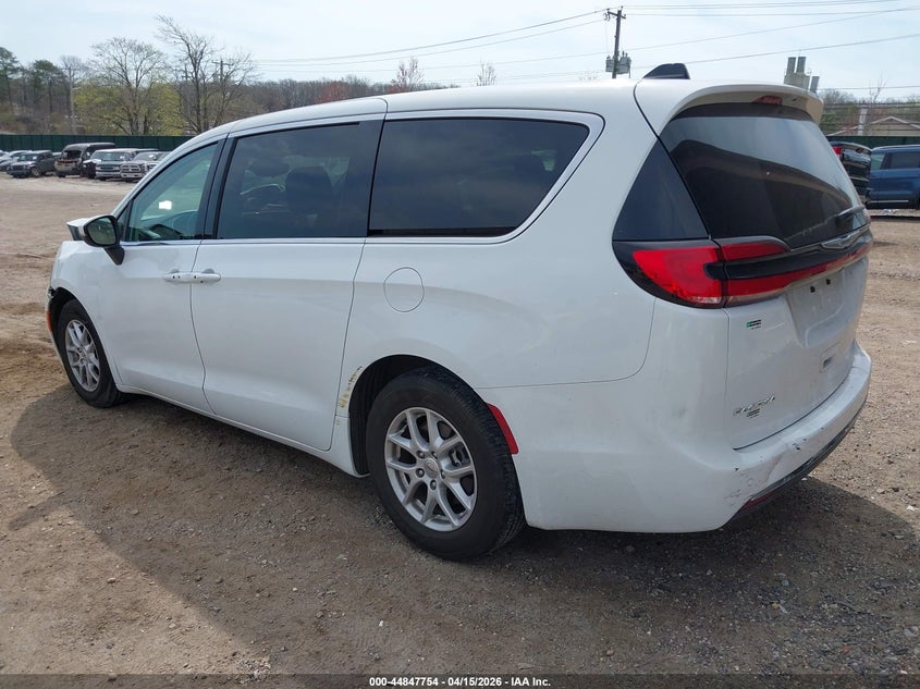 2023 Chrysler Pacifica 3.6 Touring L white Lot 111044847754 Vin 2C4RC1BG3PR624924