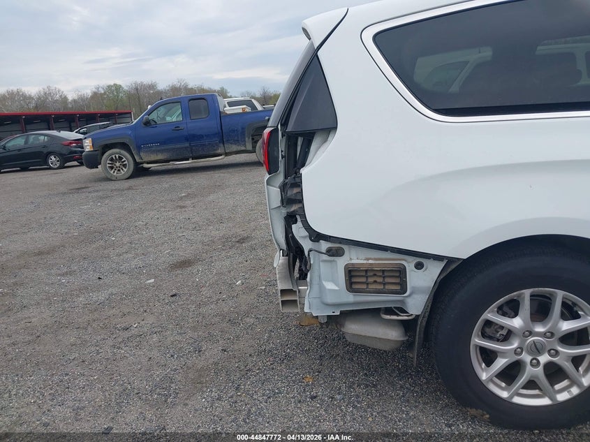 2023 Chrysler Voyager 3.6 Lx white Lot 111044847772 Vin 2C4RC1CG3PR524692