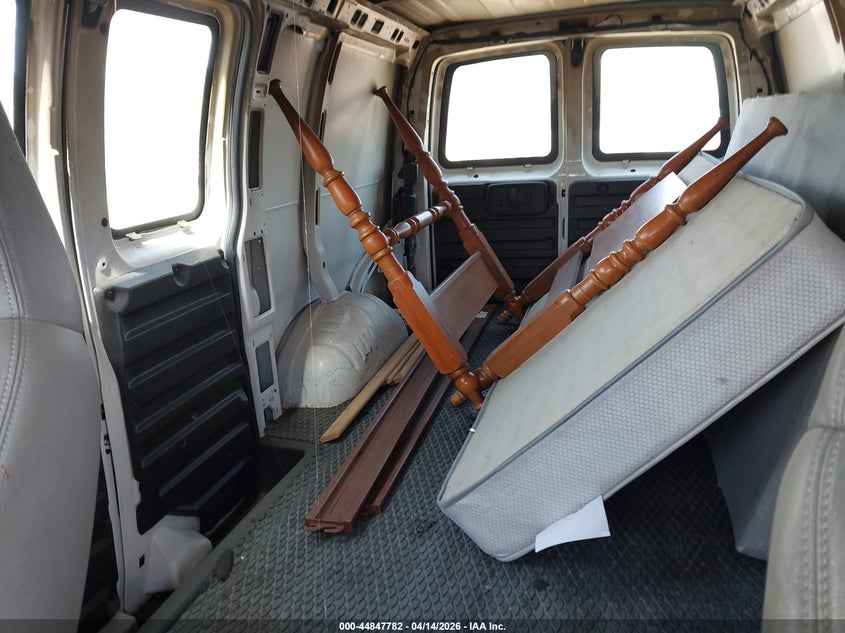 2008 GMC Savana Work Van VIN: 1GTFG15X781119641 Lot: 44847782