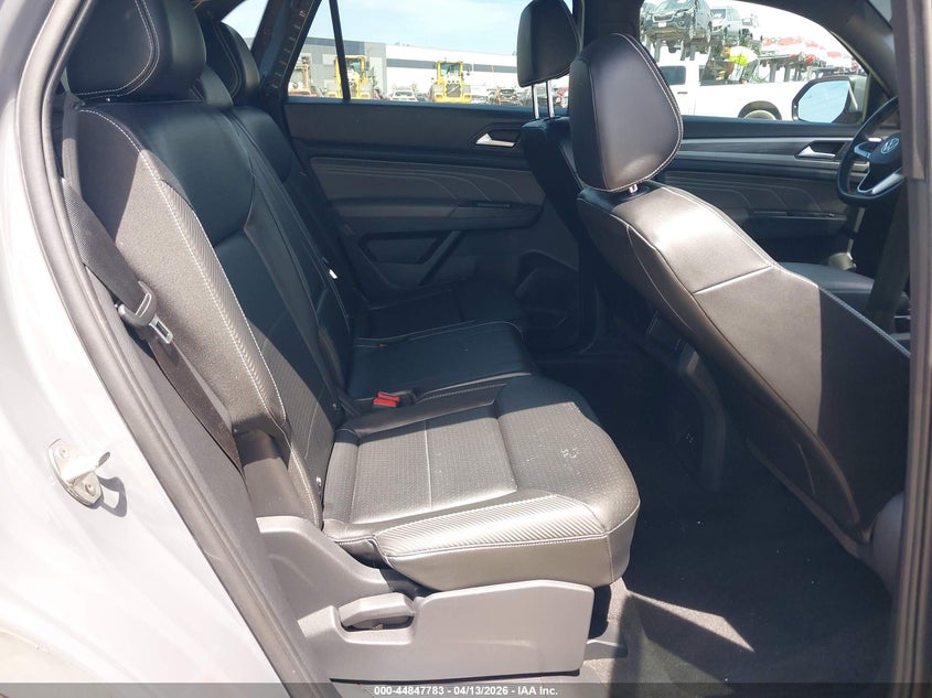 2022 Volkswagen Atlas Cross Sport 2.0T Se W/Technology VIN: 1V2KC2CA1NC216430 Lot: 44847783