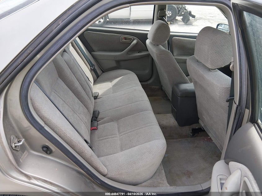 2000 Toyota Camry Le VIN: JT2BG22K3Y0466167 Lot: 44847791