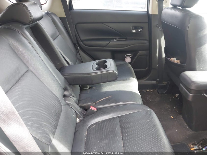 2016 Mitsubishi Outlander Sel VIN: JA4AZ3A36GZ042404 Lot: 44847839