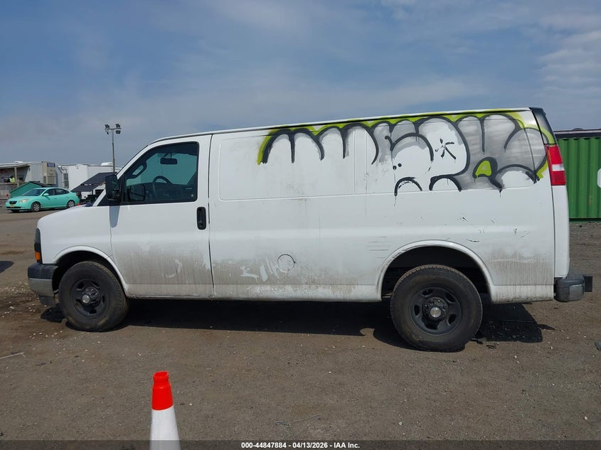 2018 GMC Savana 2500 Work Van VIN: 1GTW7AFG5J1301925 Lot: 44847884