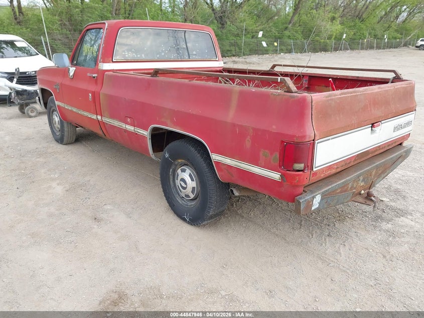 1985 CHEVROLET C20 auction photo 3