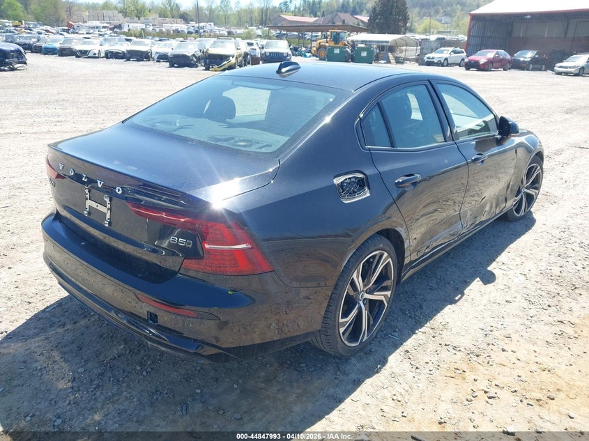 Vin: 7jrl12tlxrg281225, lot: 45345301, volvo s60 b5 plus dark theme 20244