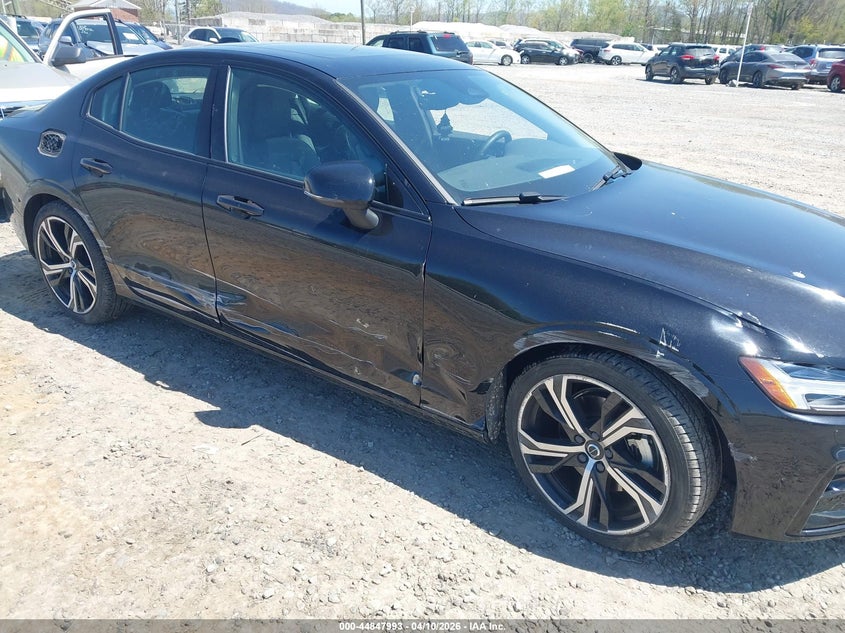 2024 Volvo S60 B5 Plus Dark Theme VIN: 7JRL12TLXRG281225 Lot: 44847993