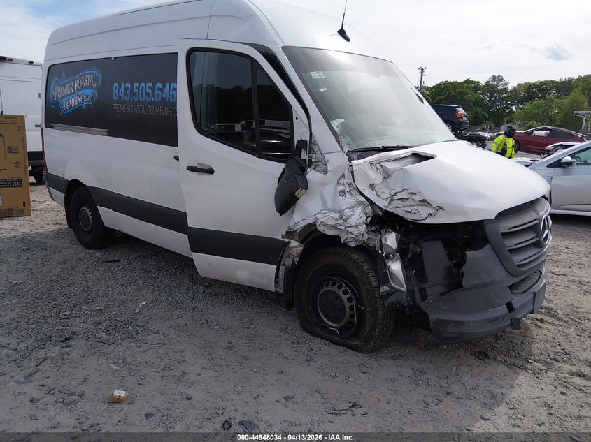 2022 MERCEDES-BENZ SPRINTER 2500 STANDARD ROOF I4 DIESEL