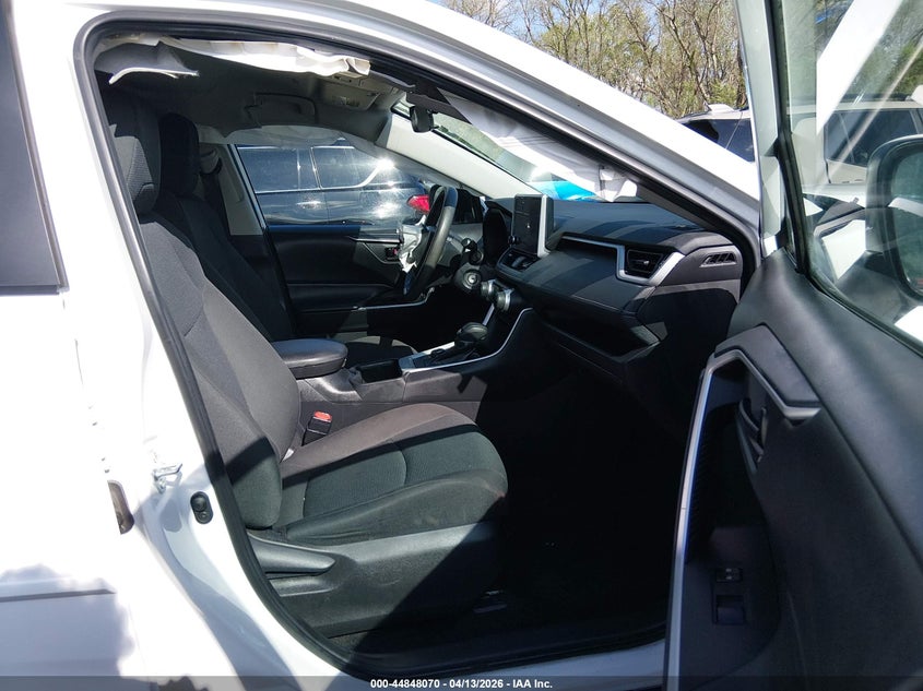 VIN 2T3MWRFVXRW232217 2024 TOYOTA RAV4 HYBRID LE