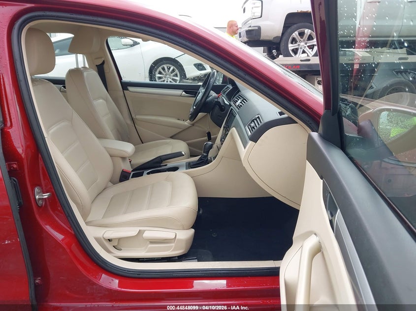 2019 Volkswagen Passat 2.0T Wolfsburg Edition