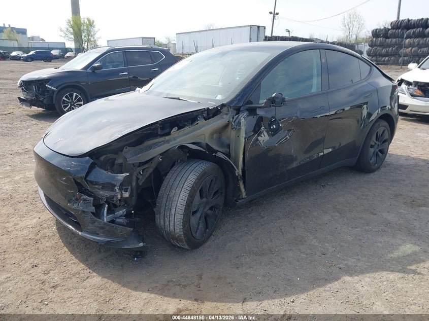 Vin: 7saygdee6sa360372, lot: 45345458, tesla model y long range dual motor all-wheel drive 20252