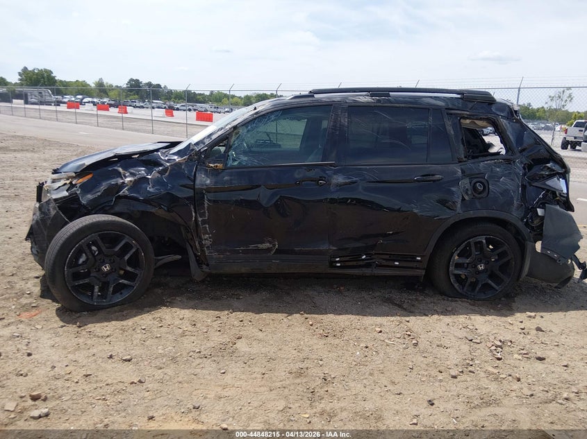 2024 Honda Passport Awd Black VIN: 5FNYF8H86RB002652 Lot: 44848215