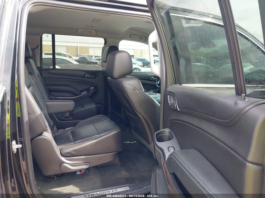 2015 Chevrolet Express 5.3 Suburban 1500 Lt black Lot 111044848231 Vin 1GNSCJKC4FR123082