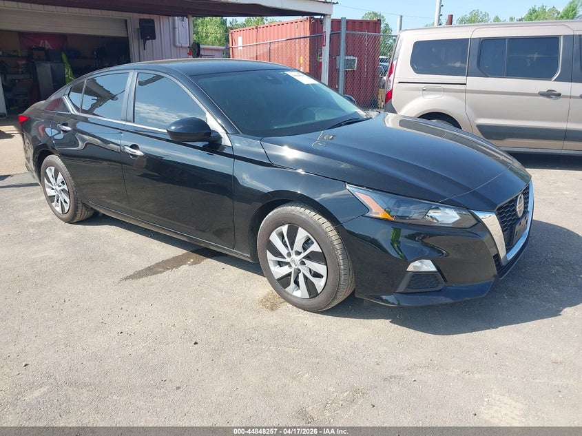 2022 Nissan Altima S Fwd