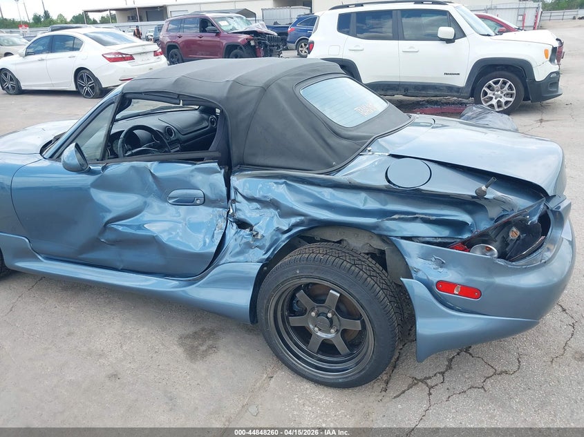 2005 Mazda Mx-5 Miata Cloth VIN: JM1NB353X50410932 Lot: 44848260