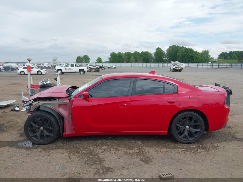 2015 Dodge Charger 3.6 Sxt red Lot 111044848364 Vin 2C3CDXHG6FH897426