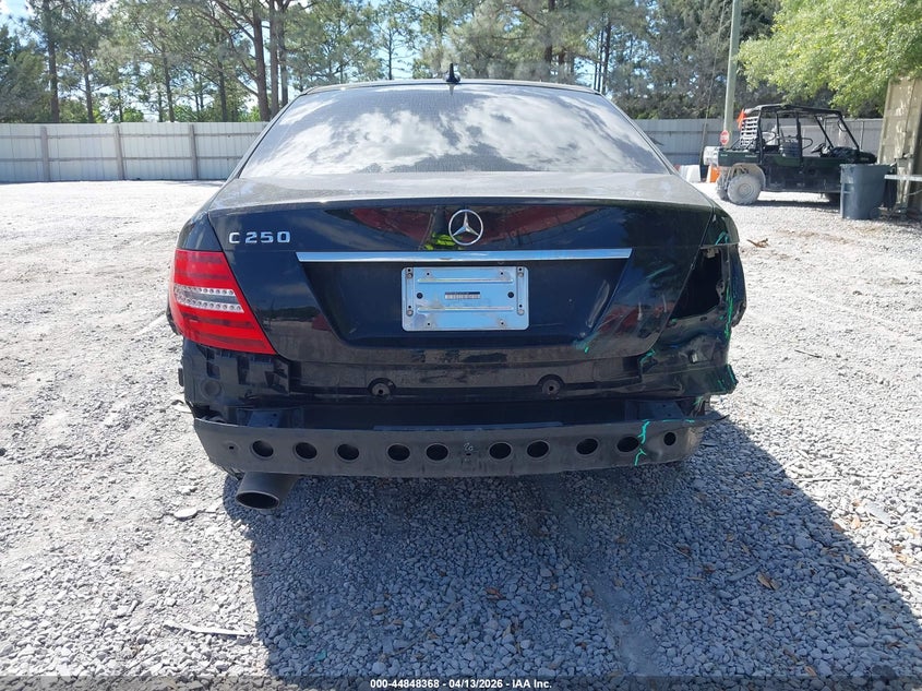 2012 Mercedes-Benz C 250 Luxury VIN: WDDGF4HB0CA636190 Lot: 44848368
