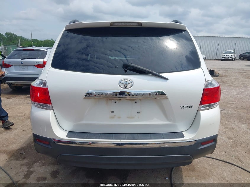 2012 Toyota Highlander Base V6 VIN: 5TDZK3EH5CS069883 Lot: 44848372